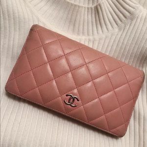Chanel wallet lambskin pink $150
